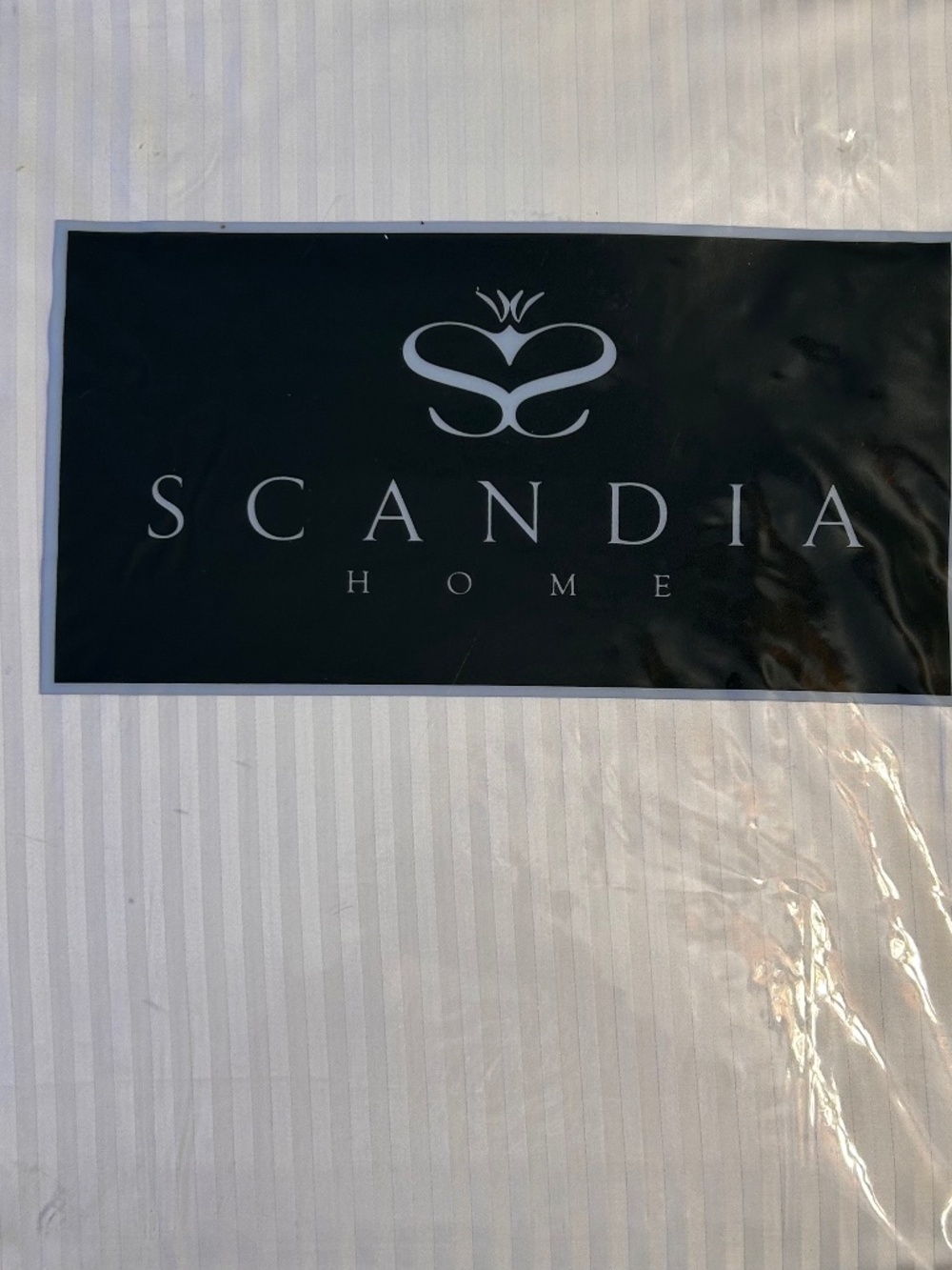 Scandia 100% Egyptian Cotton Sateen Stripe Queen Fitted Sheet